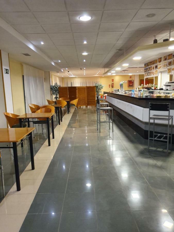 Hotel Lisboa Castrillo de la Guareña 외부 사진